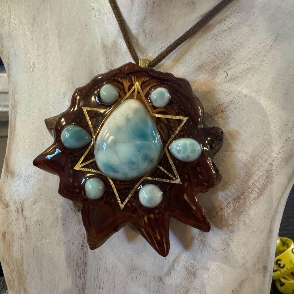 Third Eye Pinecone - image 3